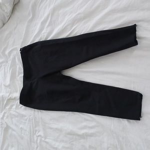 Side zippered leggings